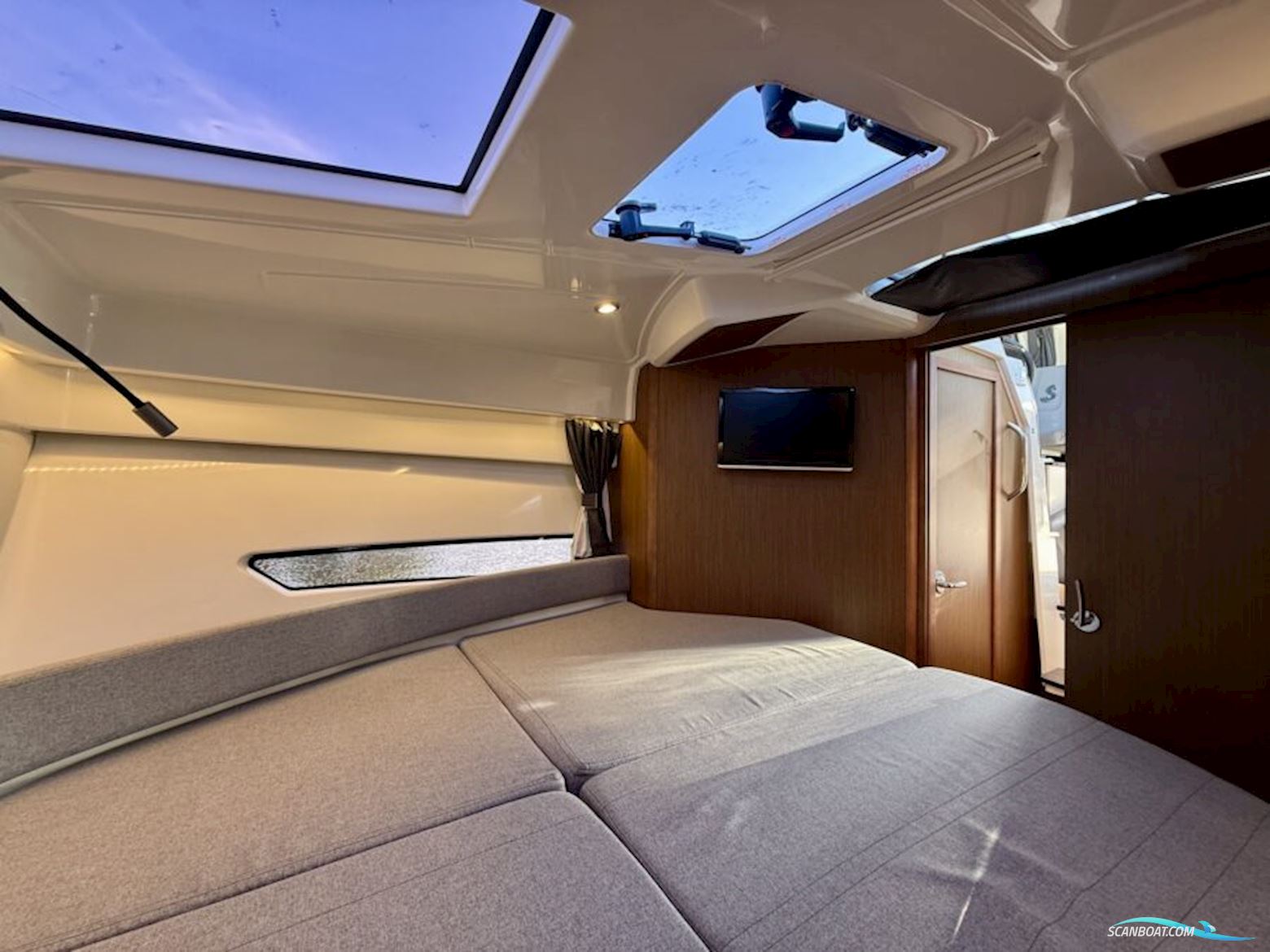 Beneteau  Antares 9