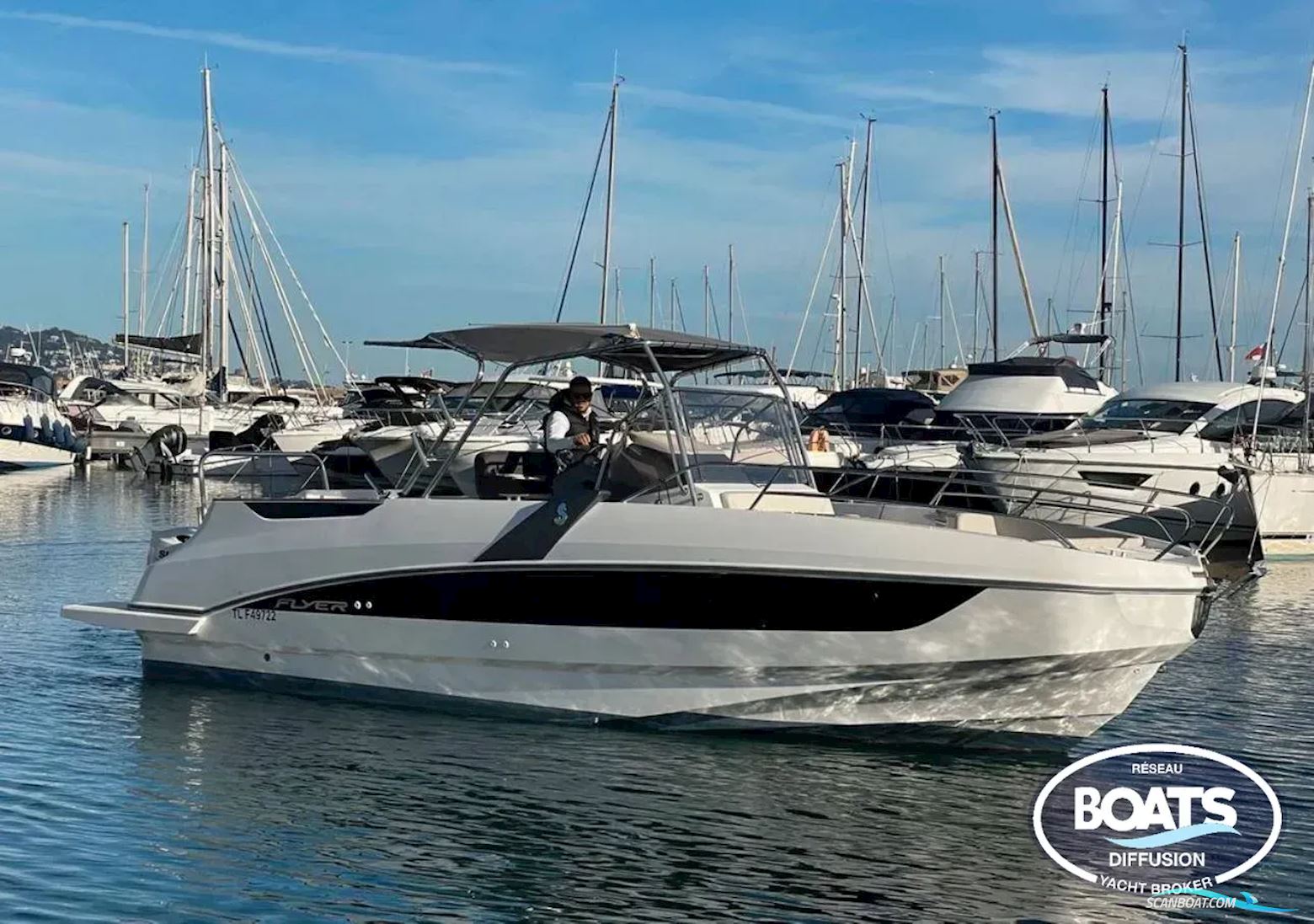 Beneteau  Flyer 8.8 Spacedeck Motorbåt 2018, med Suzuki  motor, Frankrike
