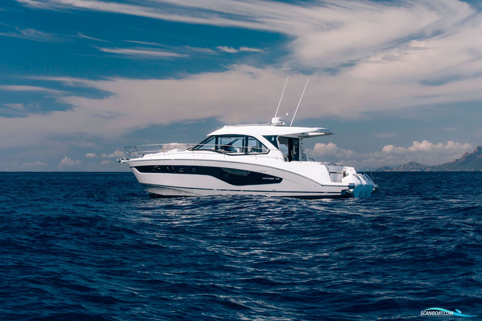 Beneteau Antares 12 Coupé