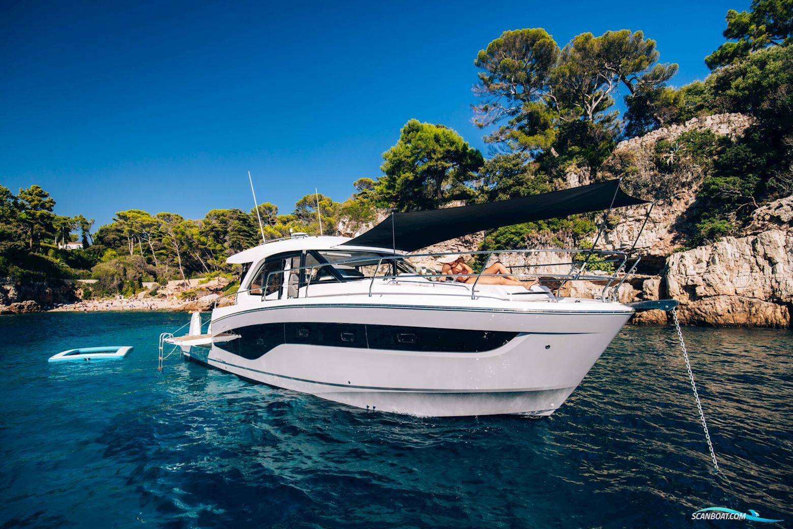 Beneteau Antares 12 Coupé