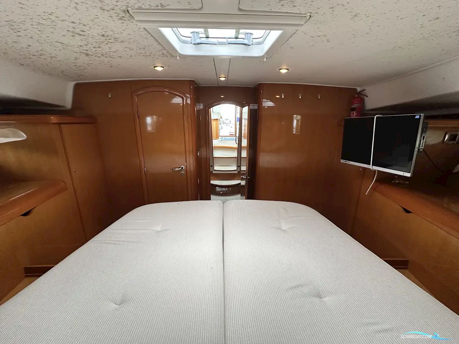 Beneteau Antares 13.80