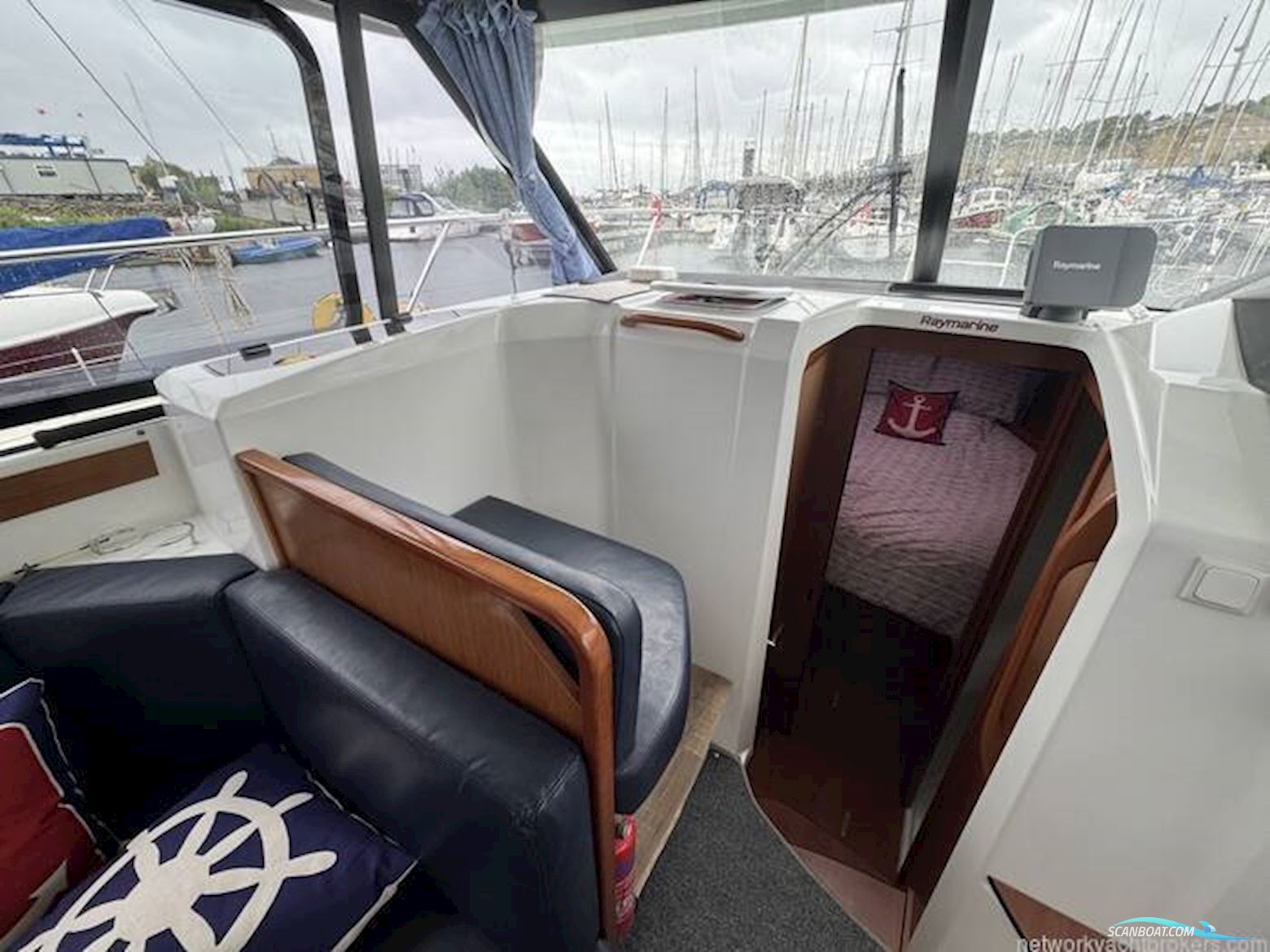 Beneteau Antares 30