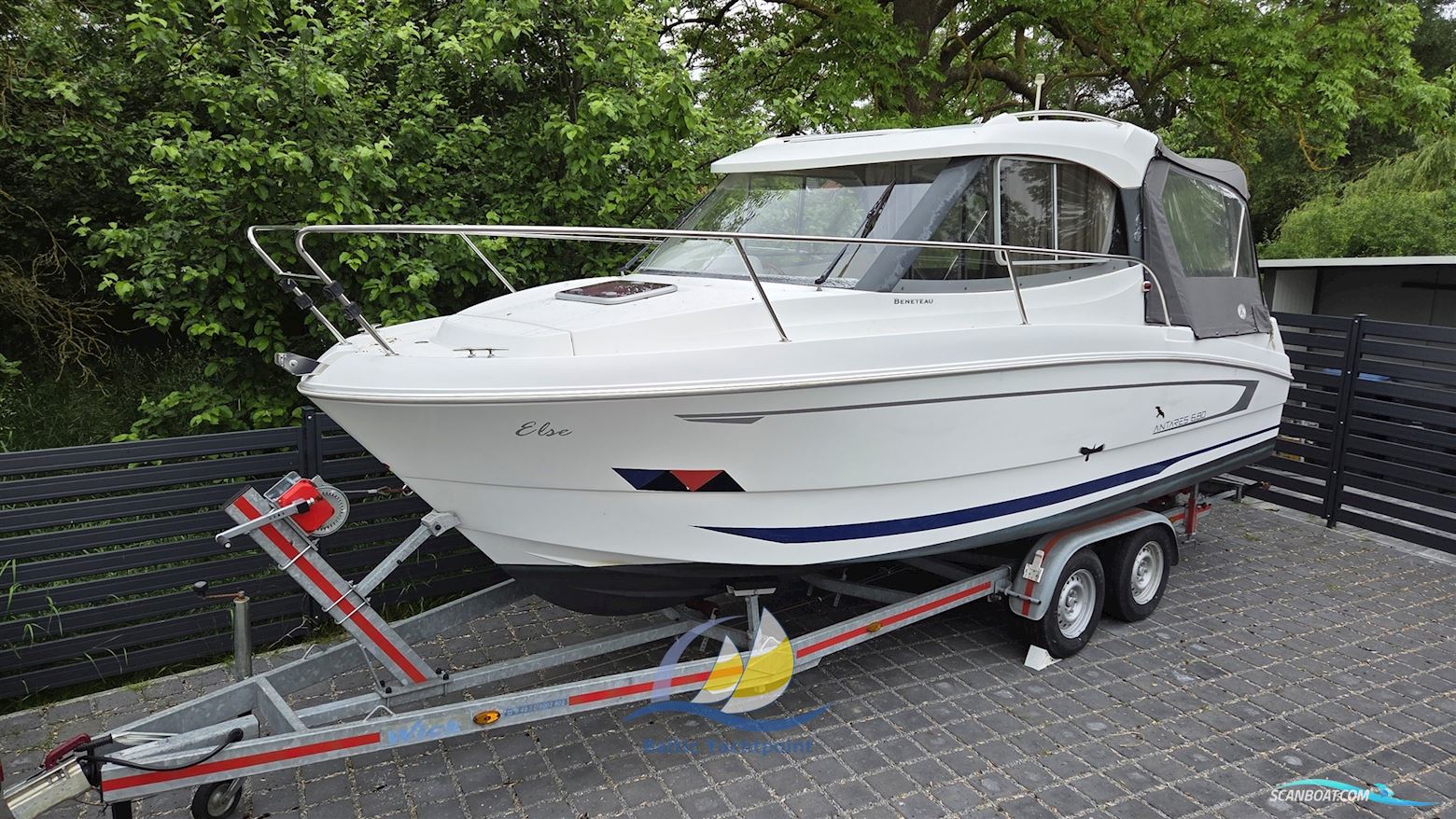 Beneteau ANTARES 6.80 Motorbåt 2012, med Suzuki DF115ATX motor, Tyskland