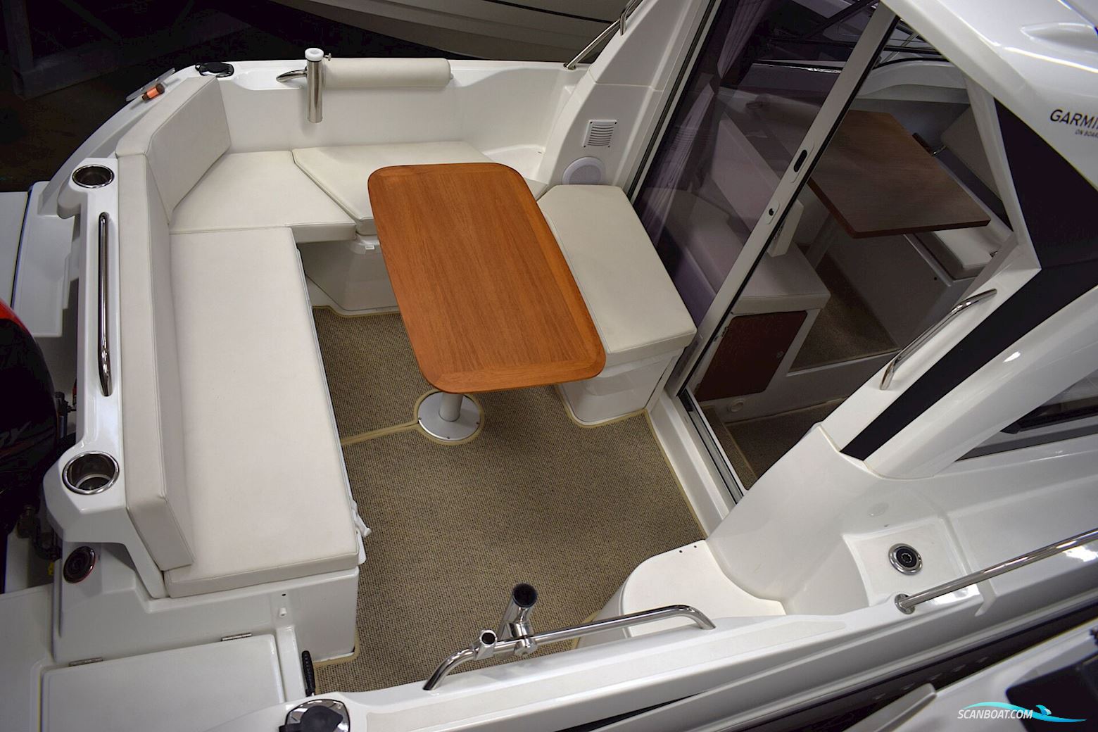 Beneteau Antares 7