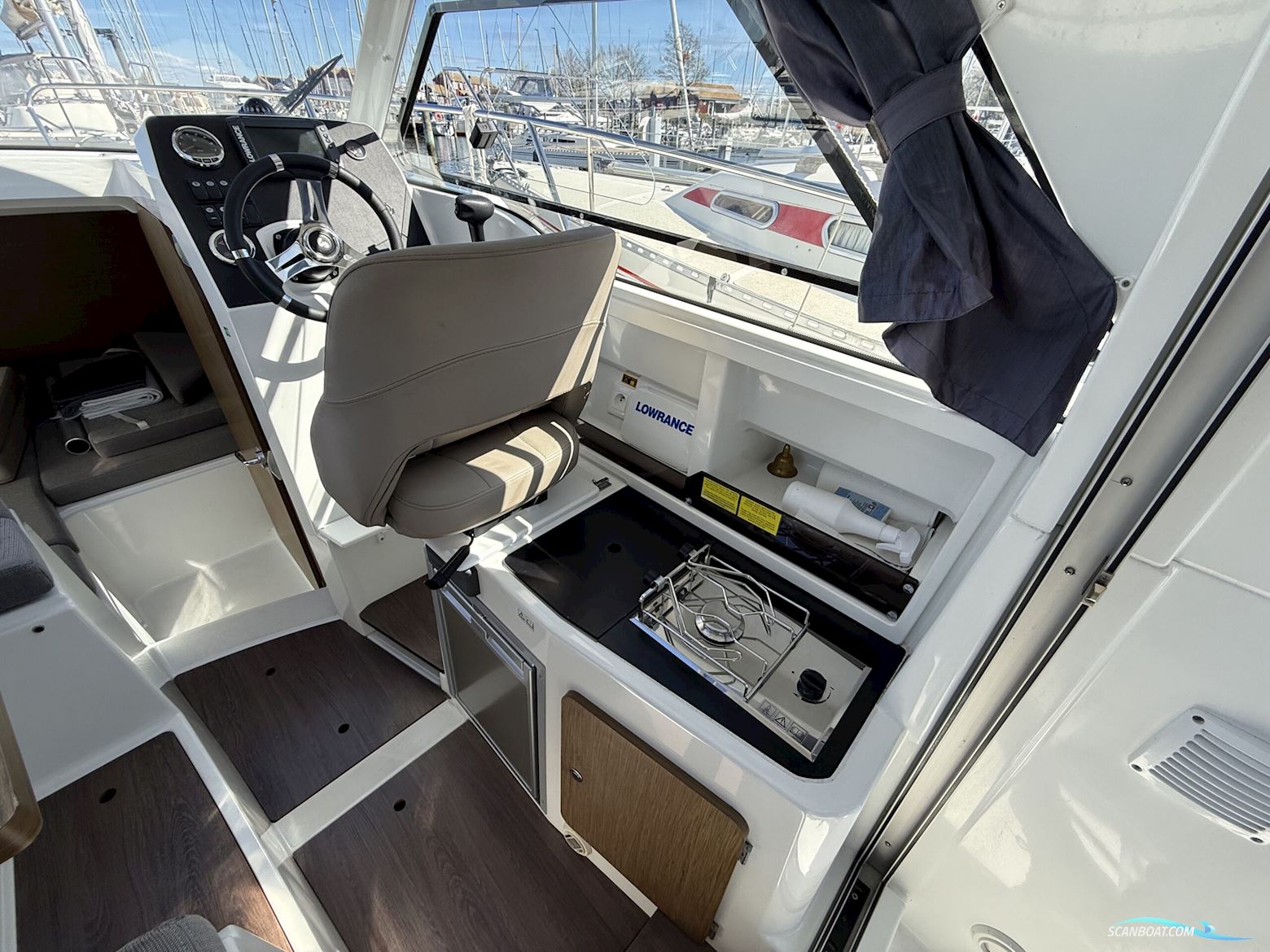 Beneteau Antares 7
