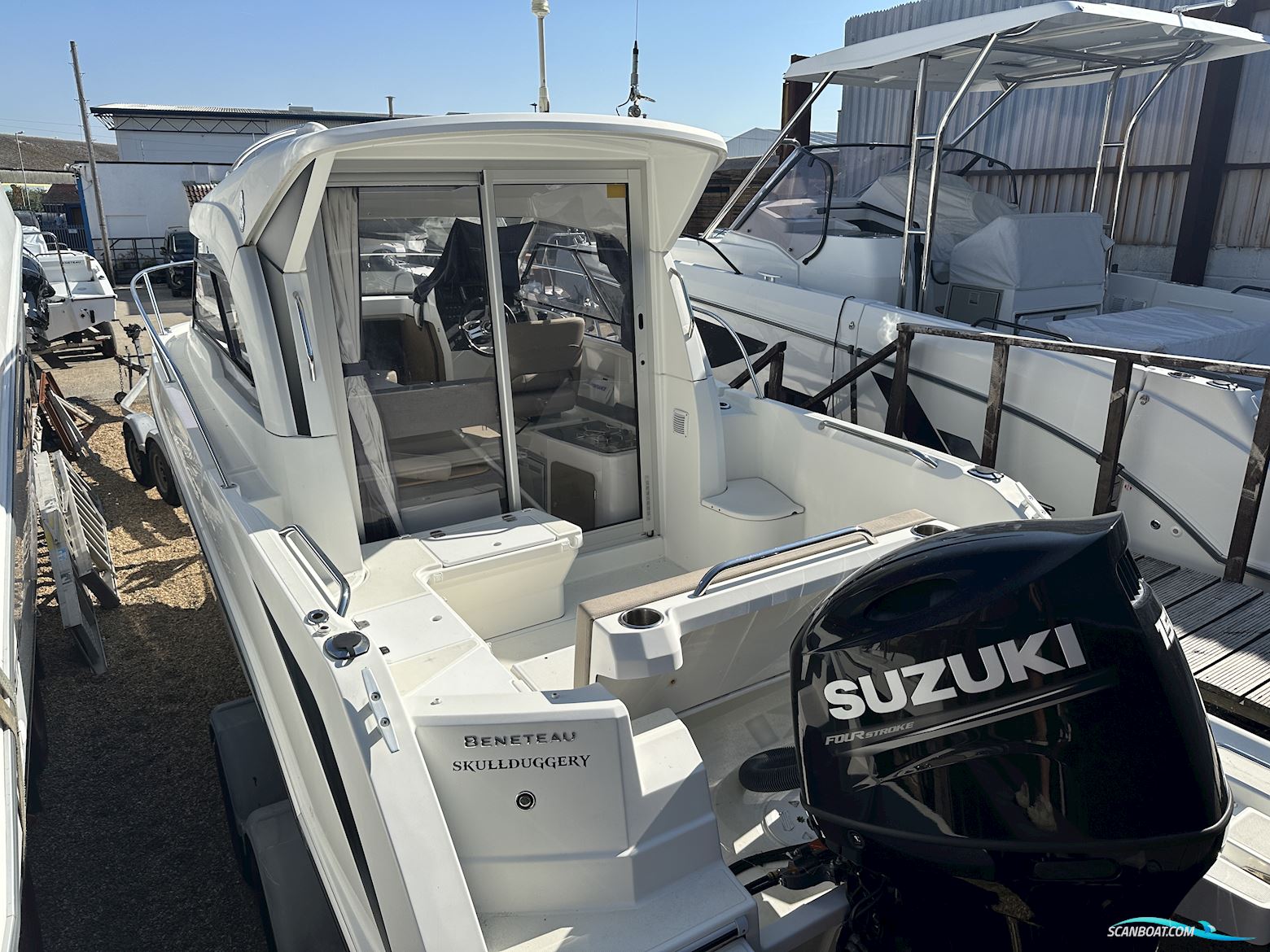 Beneteau Antares 7
