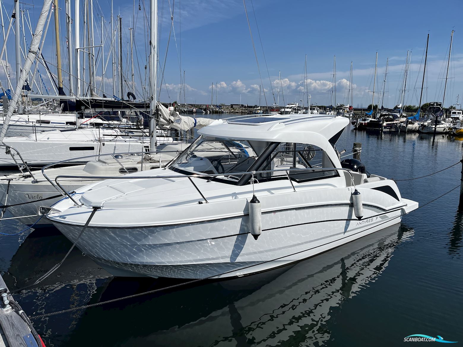 Beneteau Antares 7 Motorbåt 2022, Danmark