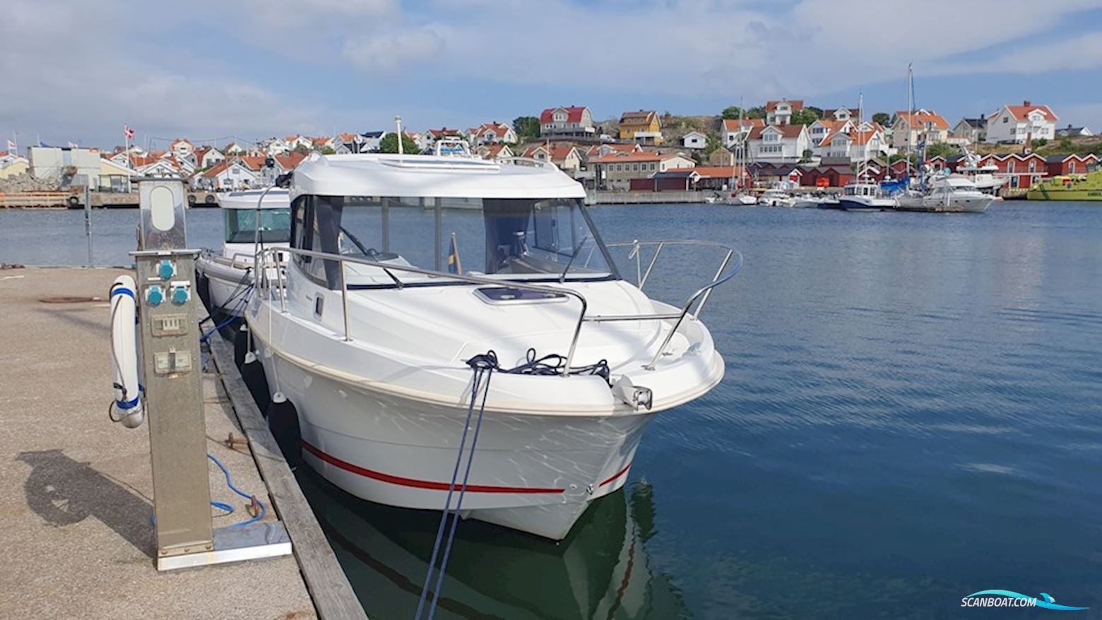 Beneteau Antares 780