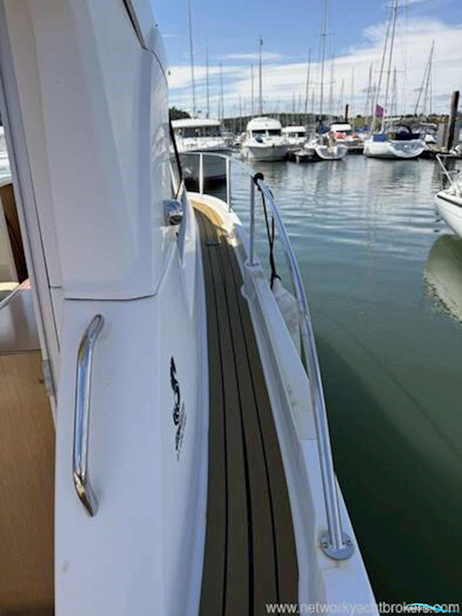 Beneteau Antares 8