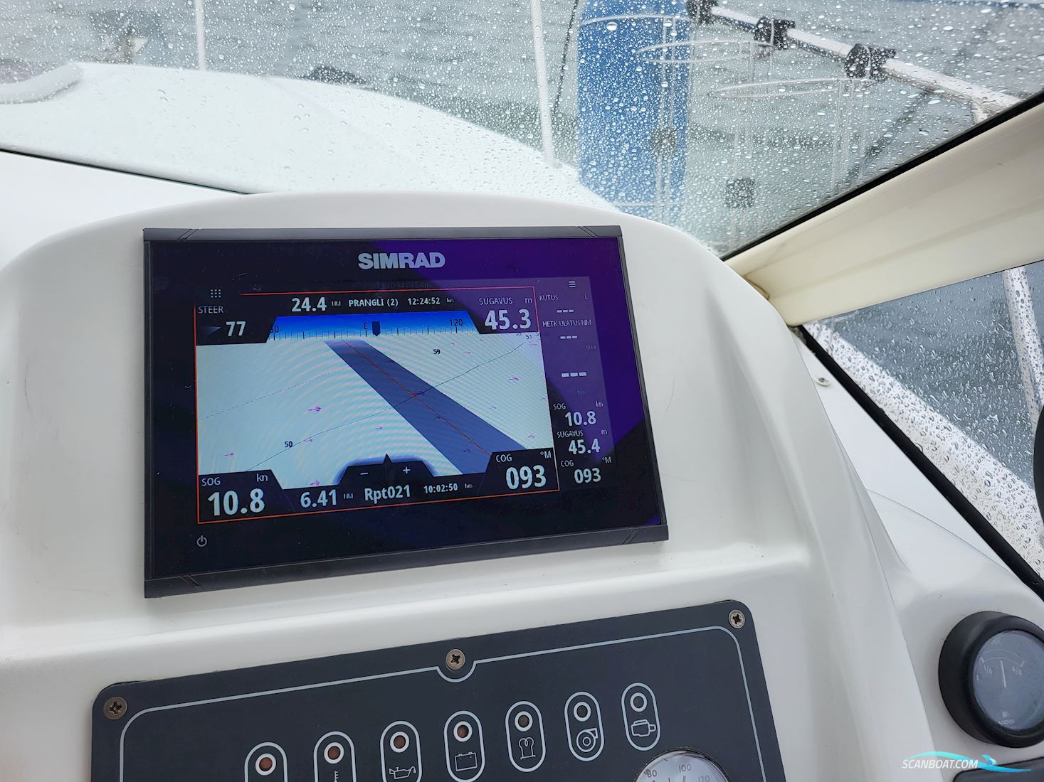 Beneteau Antares 8