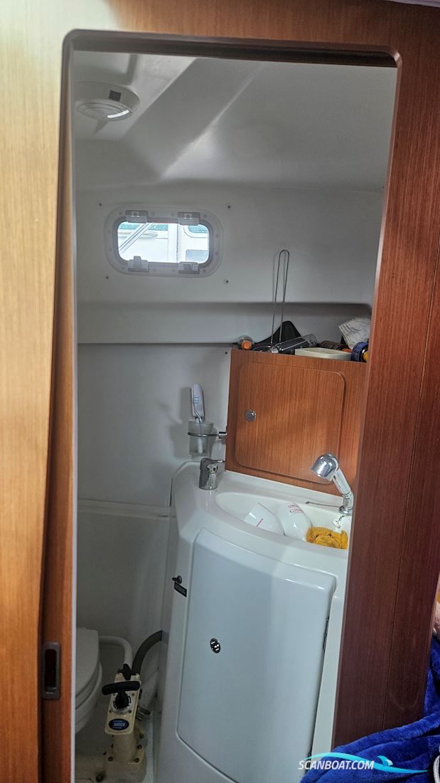 Beneteau Antares 8