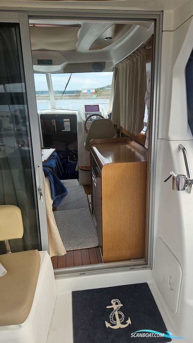 Beneteau Antares 8