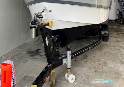 Beneteau Antares 8 Seamotion Motorbåt 2013, med Nanni T4.200 marine diesel motor, Danmark