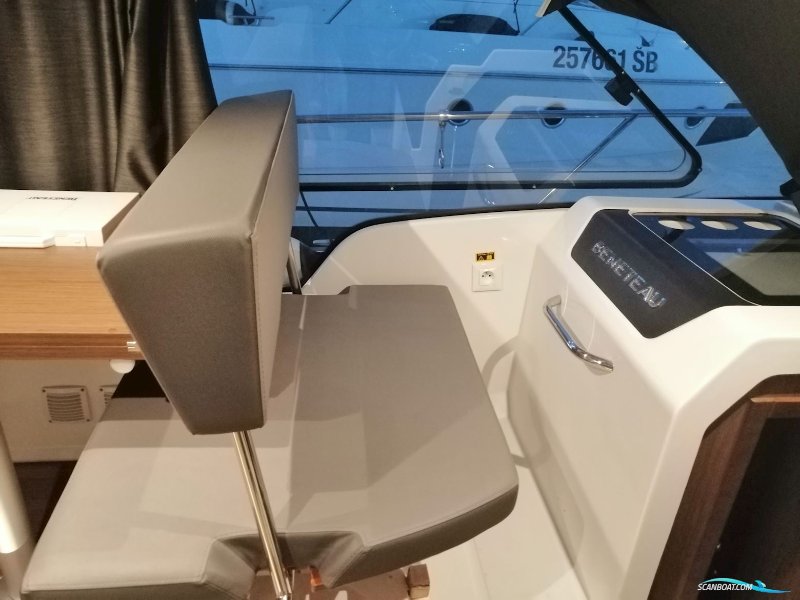 Bénéteau Antares 9 OB