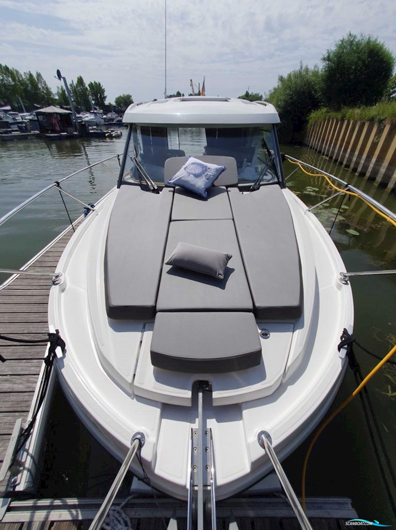 Beneteau Antares 9 OB