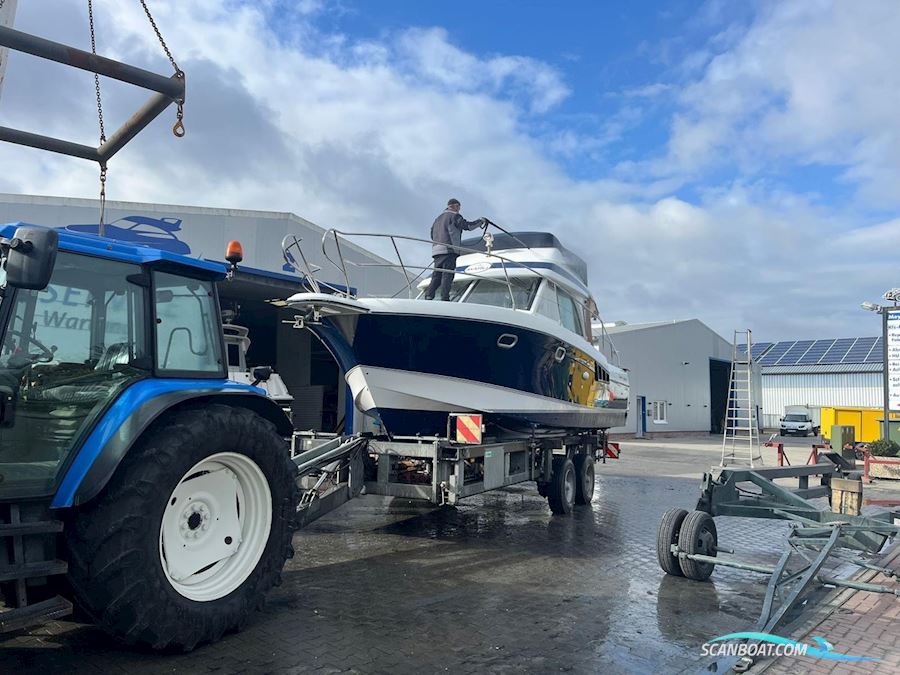 Beneteau Antares 980 Fly