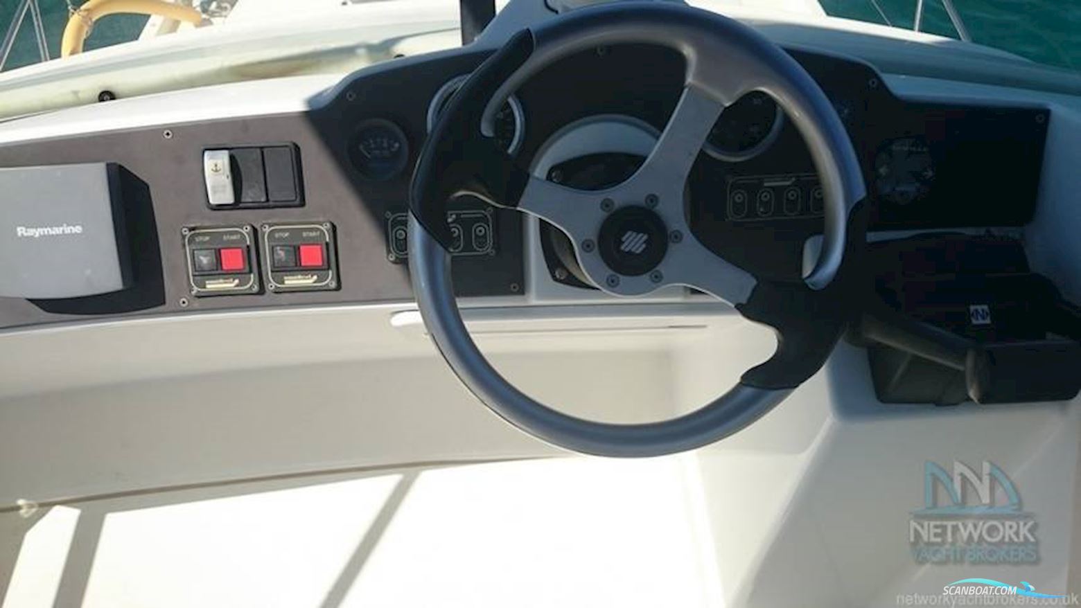 Beneteau Antares 980