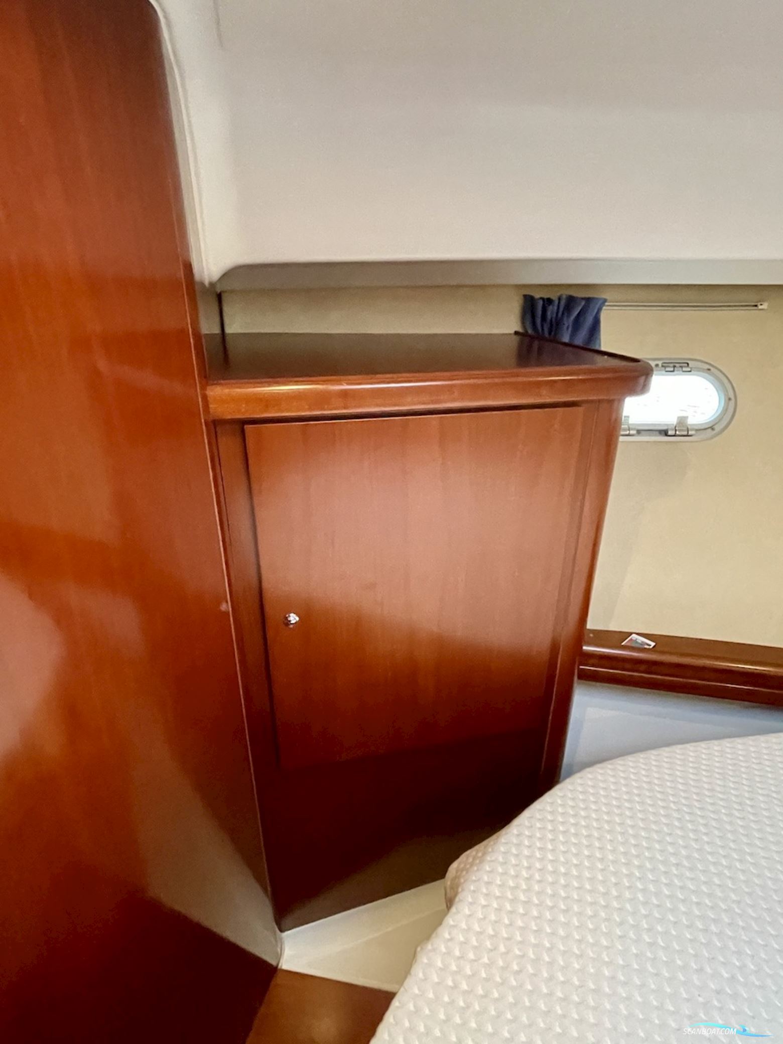 Beneteau Antares 980