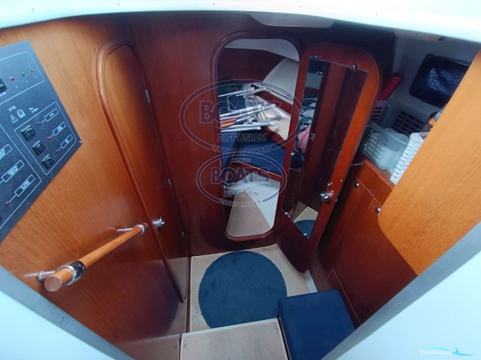 Beneteau Antares Serie 9