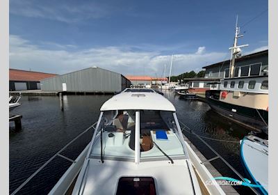 Beneteau Antaris 760 Motorbåt 2008, med Nanni motor, Holland