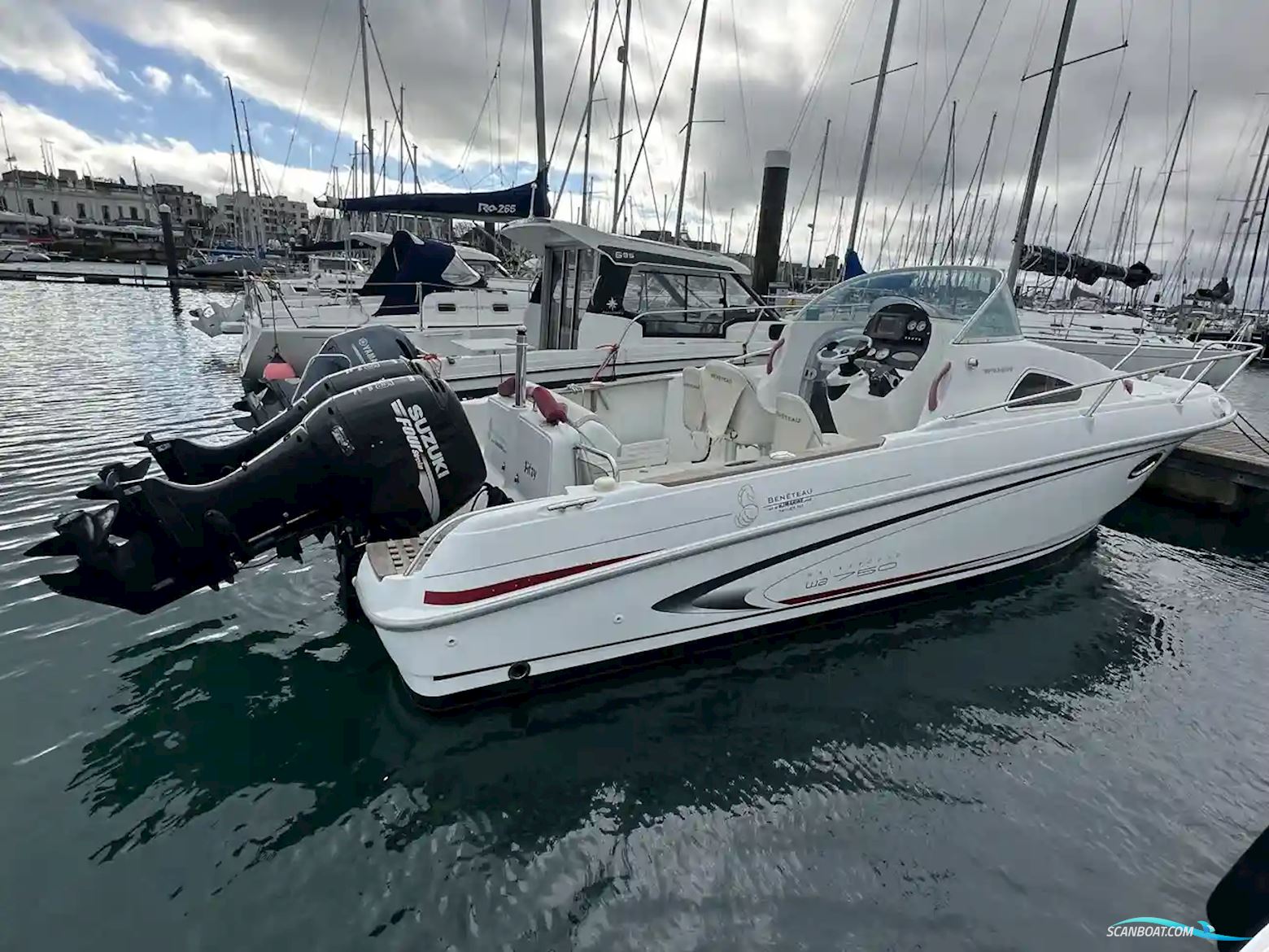 Beneteau Flyer 750 Sun Deck