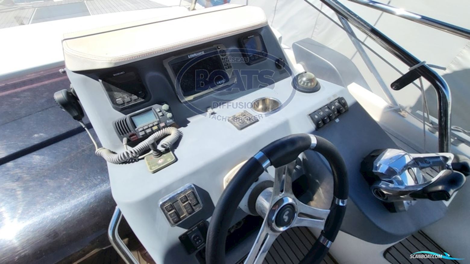 Beneteau Flyer 8.8 Sundeck