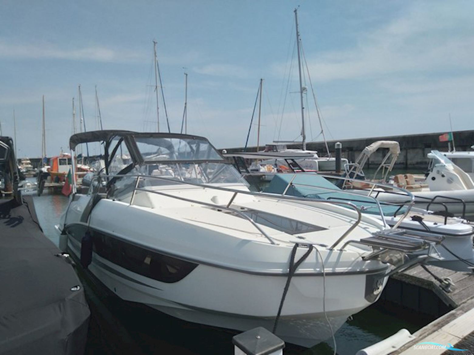 Beneteau Flyer 8.8 Sundeck