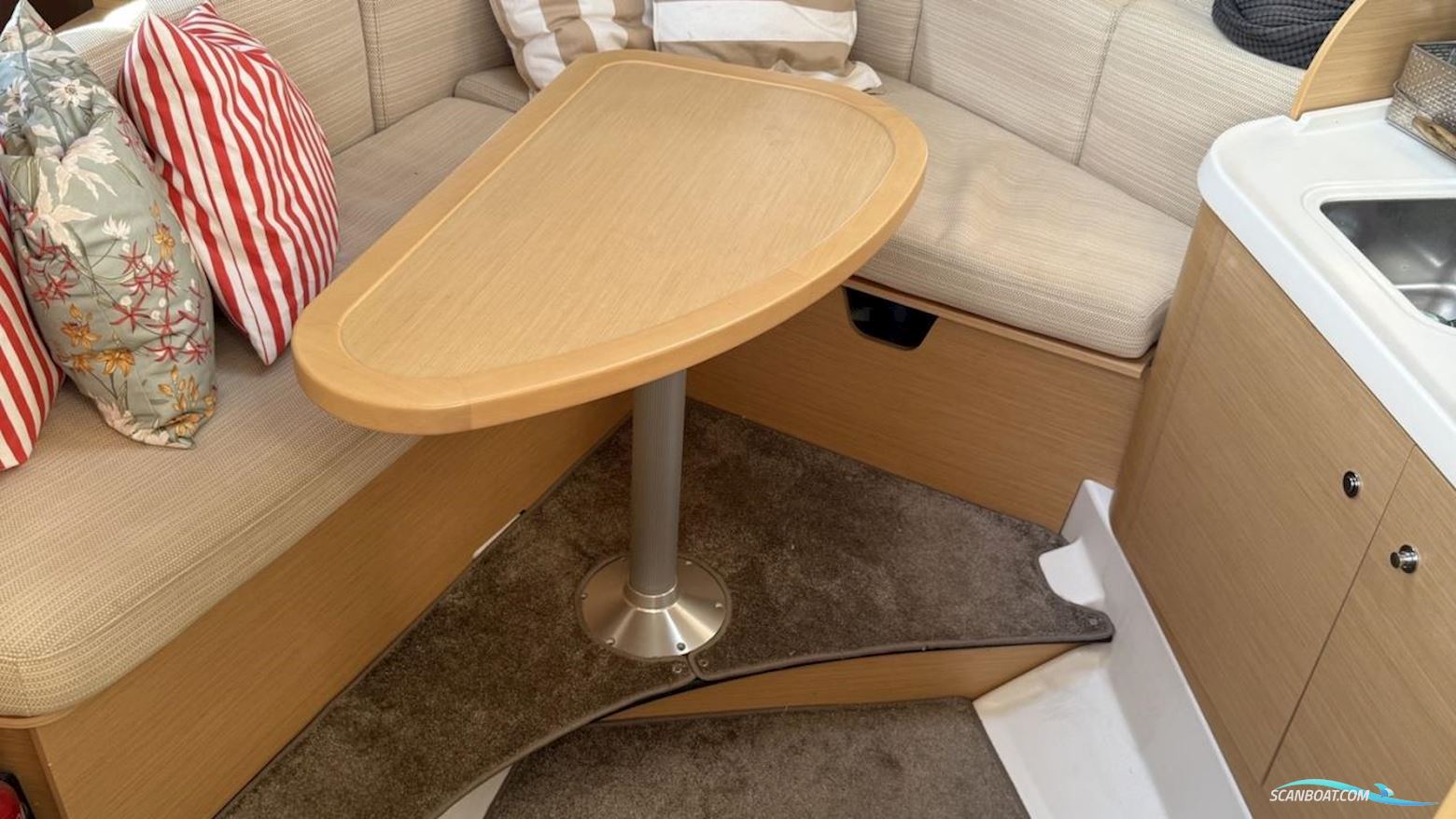 Beneteau Inombordare Monte Carlo 32