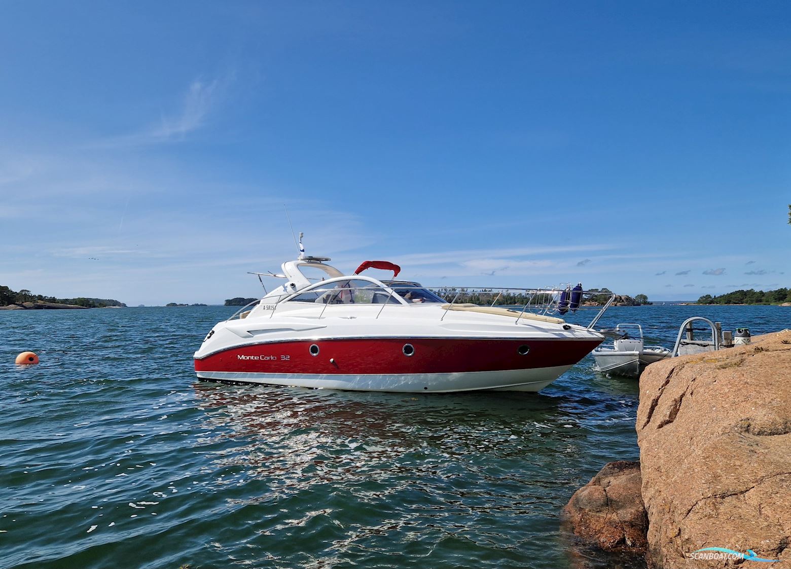 Beneteau Monte Carlo 32 Open Motorbåt 2008, Finland