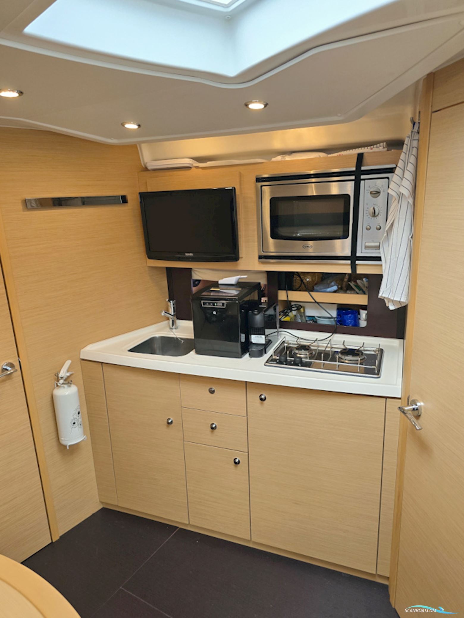 Beneteau Monte Carlo 37 SC Volvo Penta D4-260 EVC