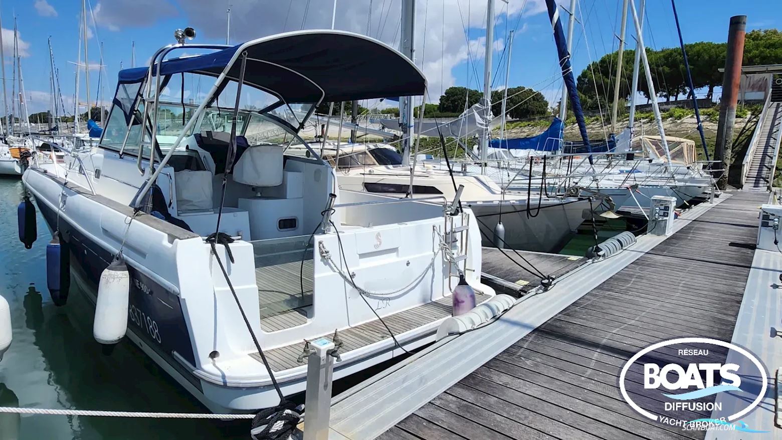 Beneteau Ombrine 900 Motorbåt 2000, med VOLVO PENTA motor, Frankrike