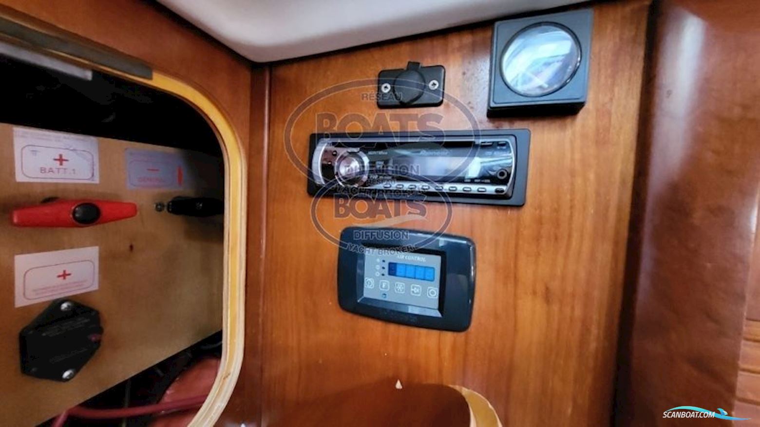 Beneteau Ombrine 900