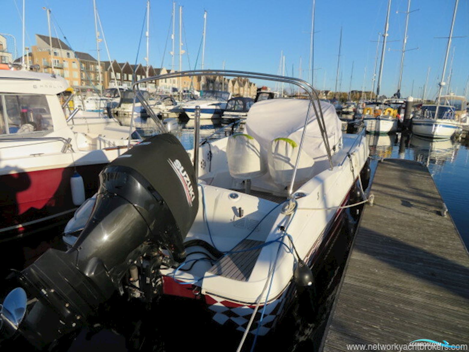 Beneteau Rubis 750 Flyer Sun deck