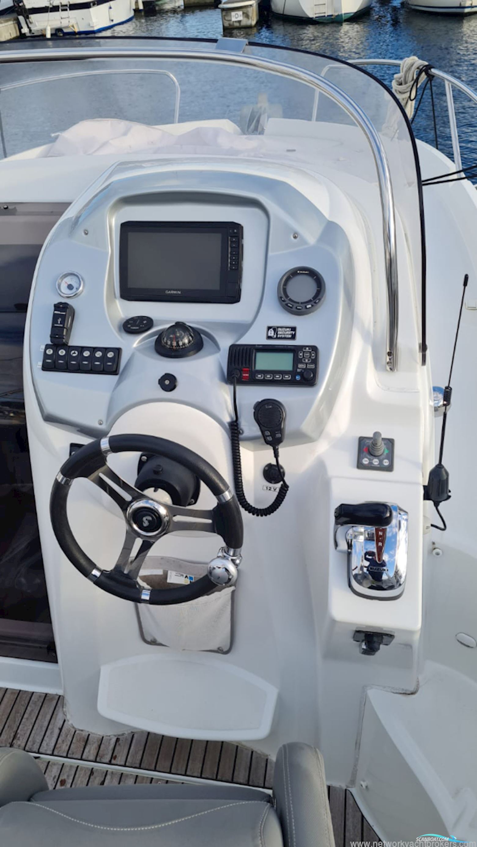 Beneteau Rubis 750 Flyer Sun Deck