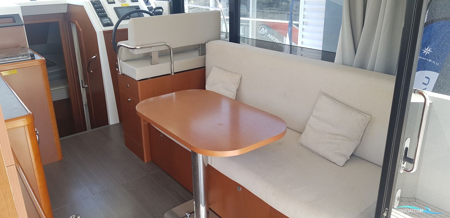 Beneteau Swift Trawler 30 - Reserved