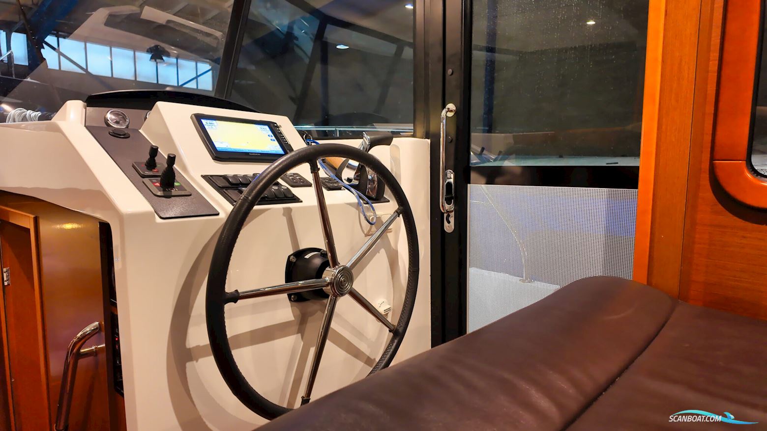 Beneteau Swift Trawler 34 Flybridge