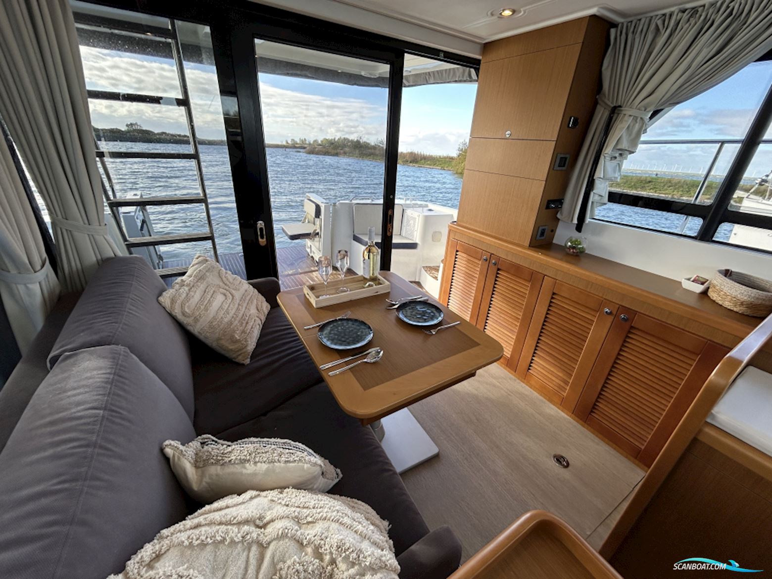 Beneteau Swift Trawler 35  (Gedupliceerd)