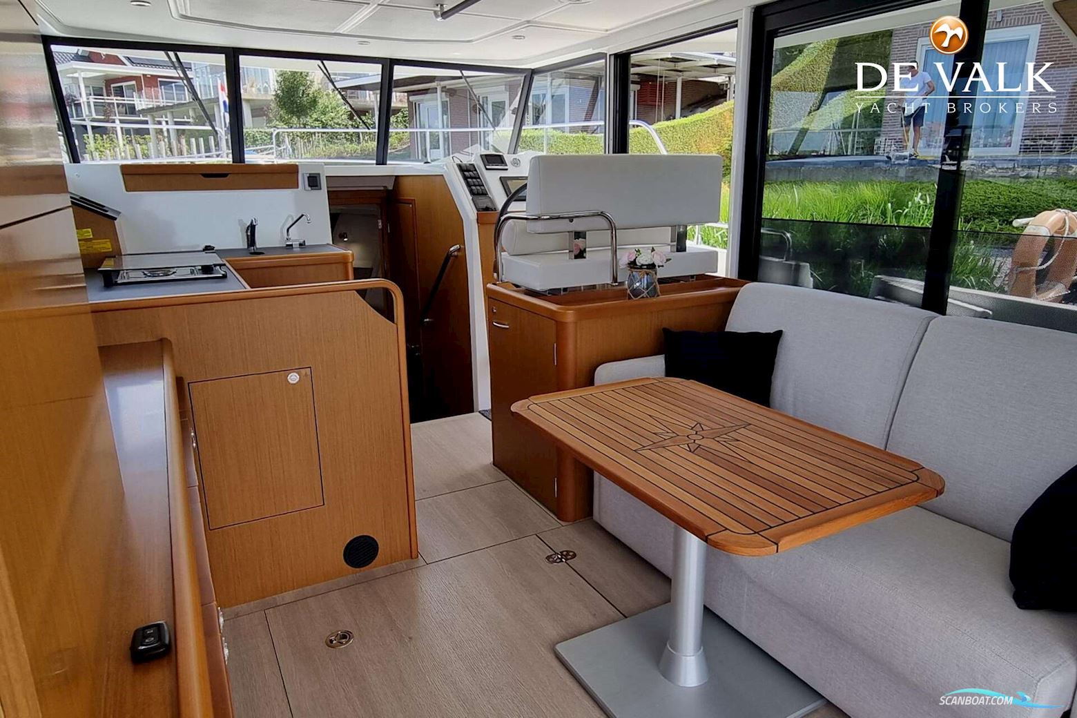 Beneteau Swift Trawler 35