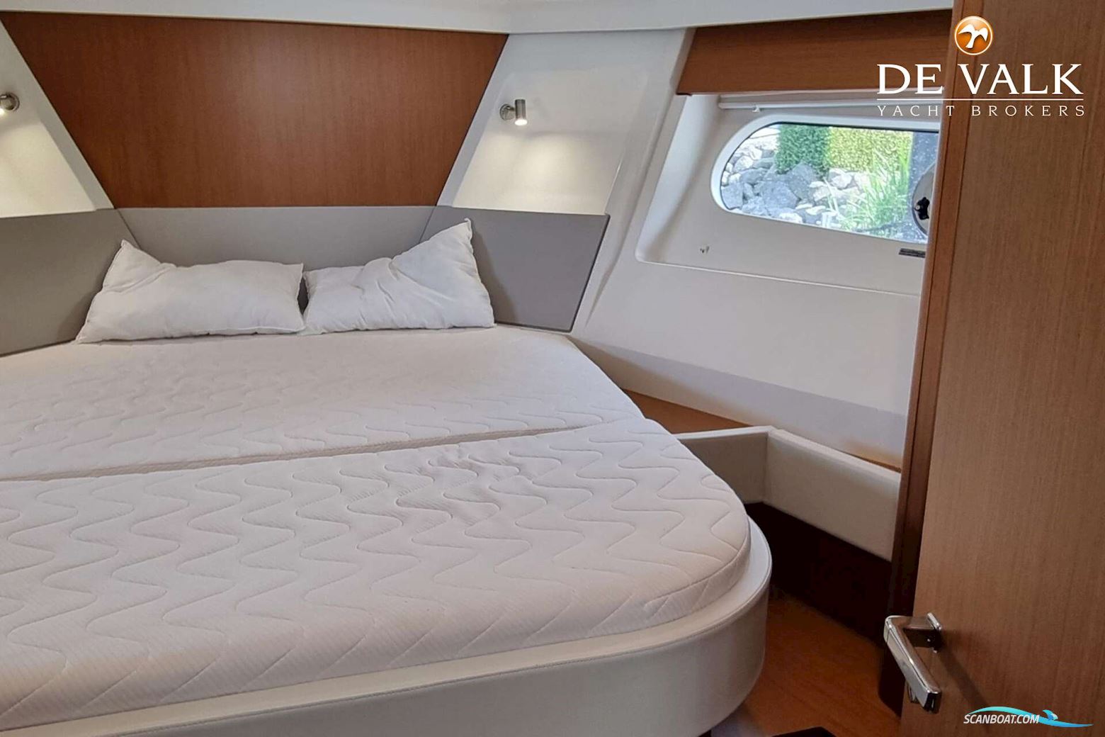 Beneteau Swift Trawler 35