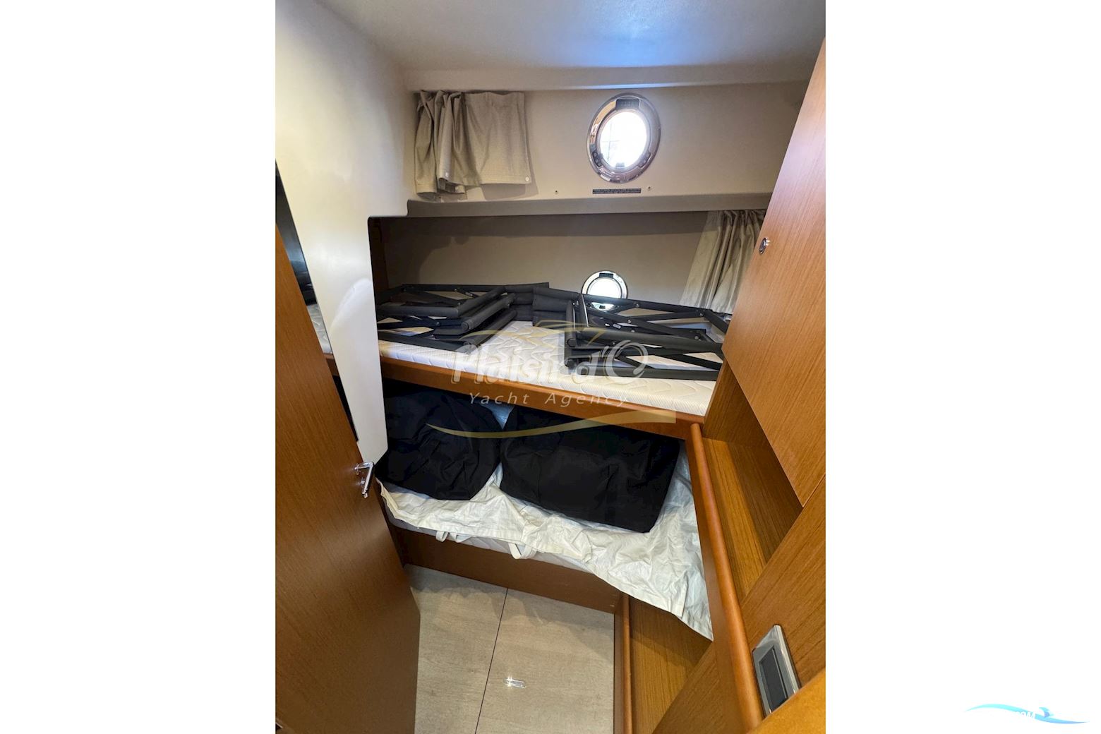 Beneteau Swift Trawler 35