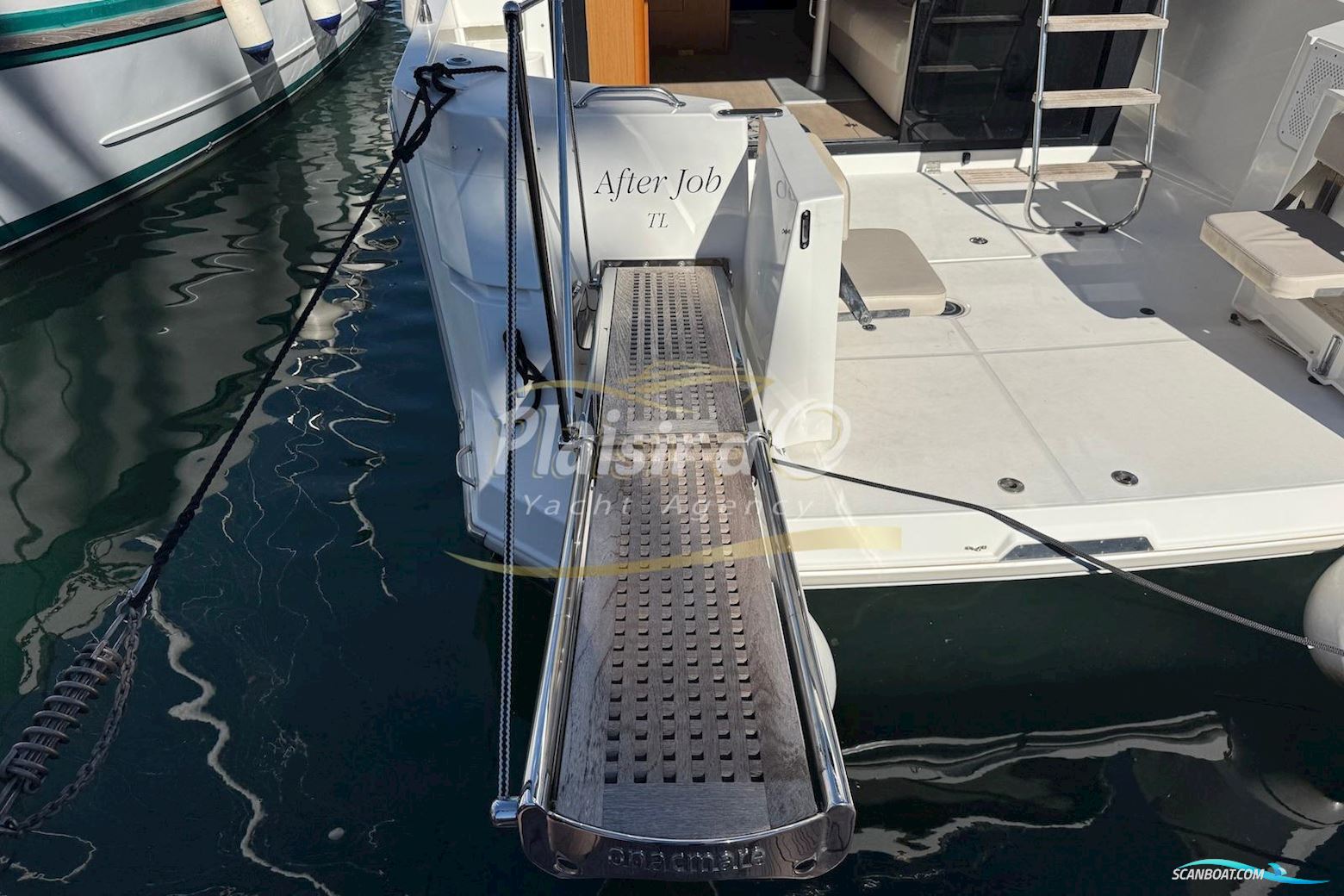 Beneteau Swift Trawler 35