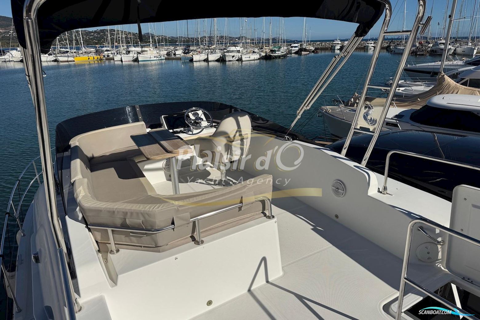Beneteau Swift Trawler 35