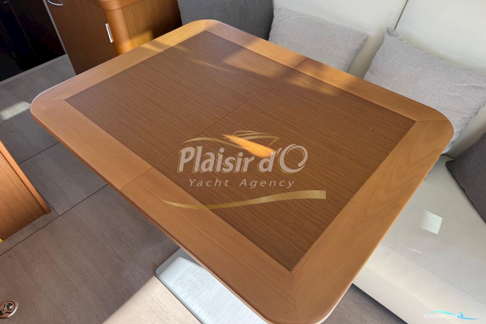 Beneteau Swift Trawler 35