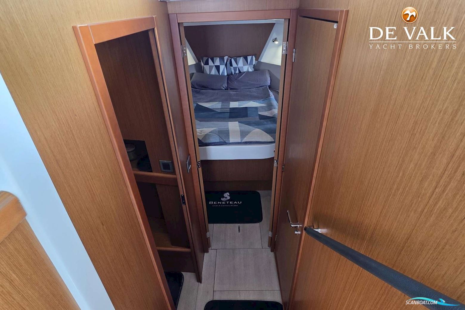 Beneteau Swift Trawler 35