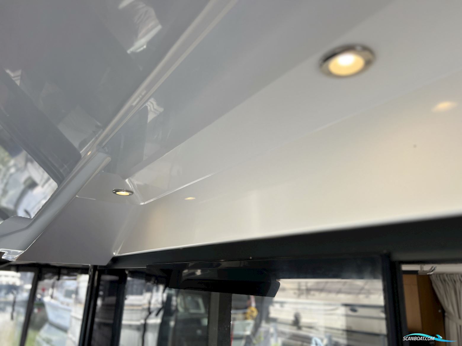 Beneteau Swift Trawler 35