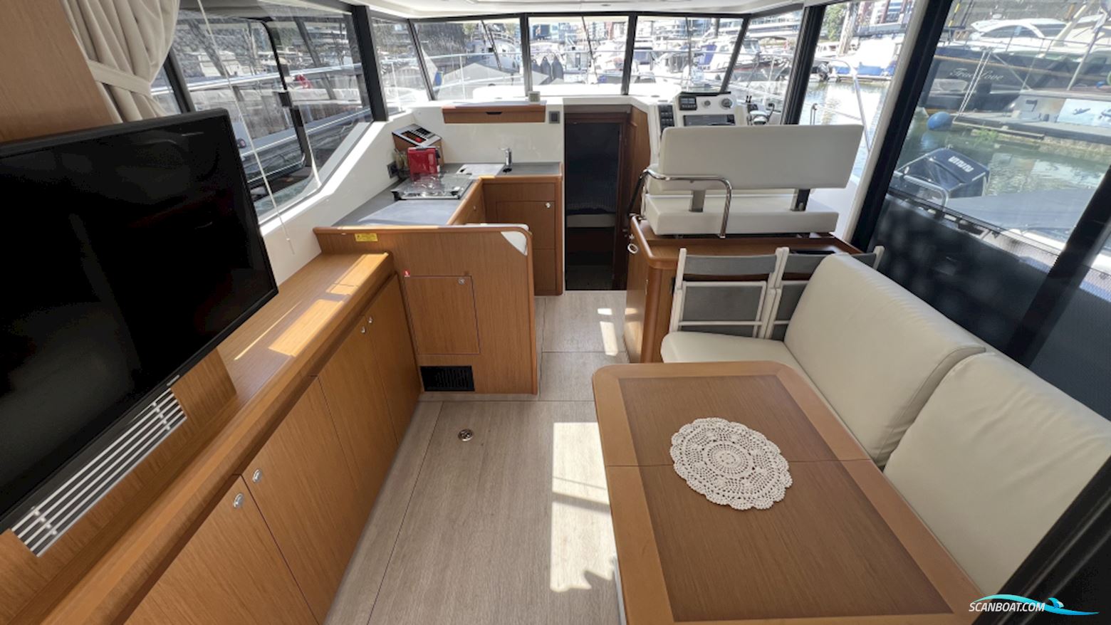 Beneteau Swift Trawler 35