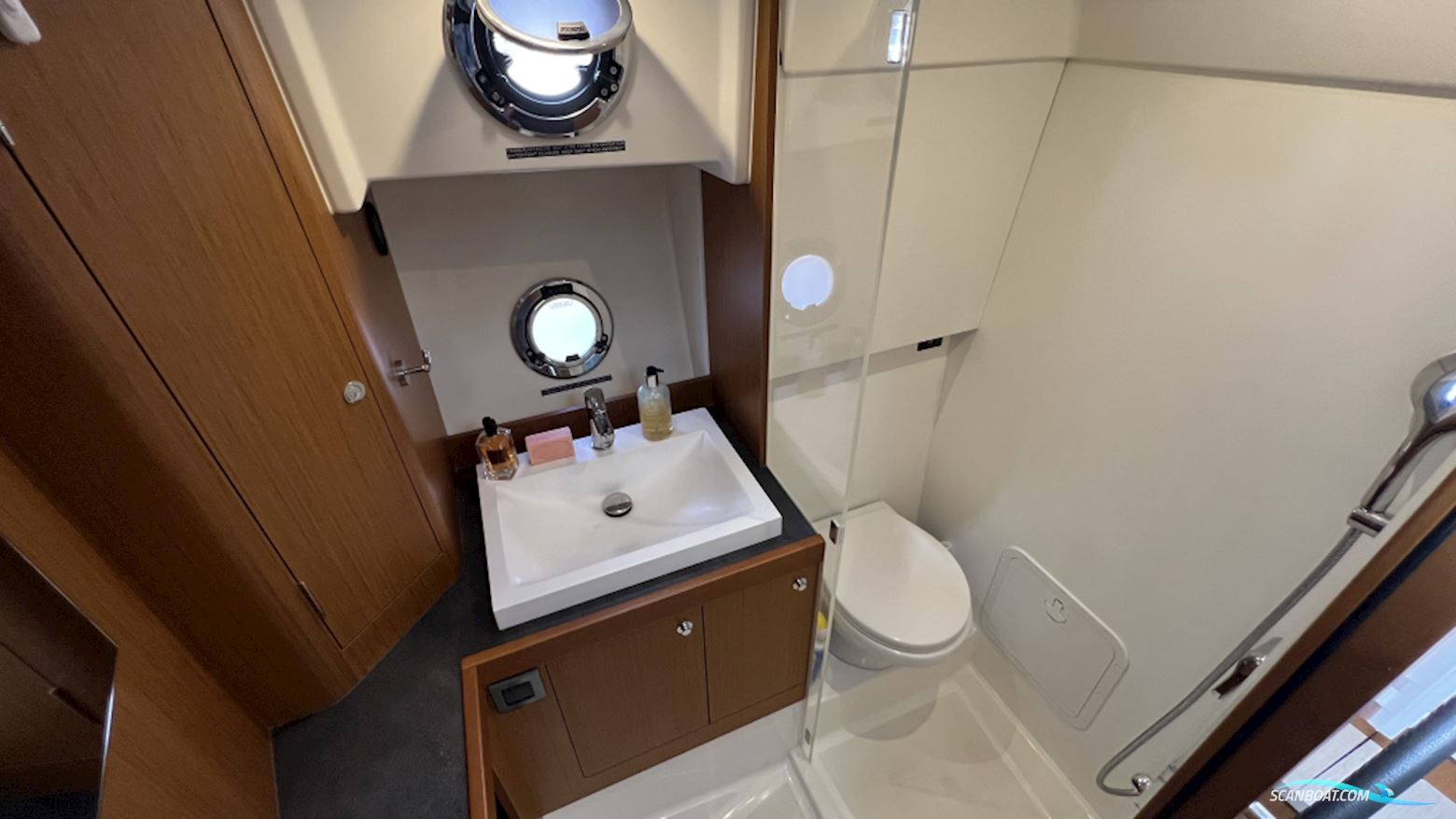Beneteau Swift Trawler 35