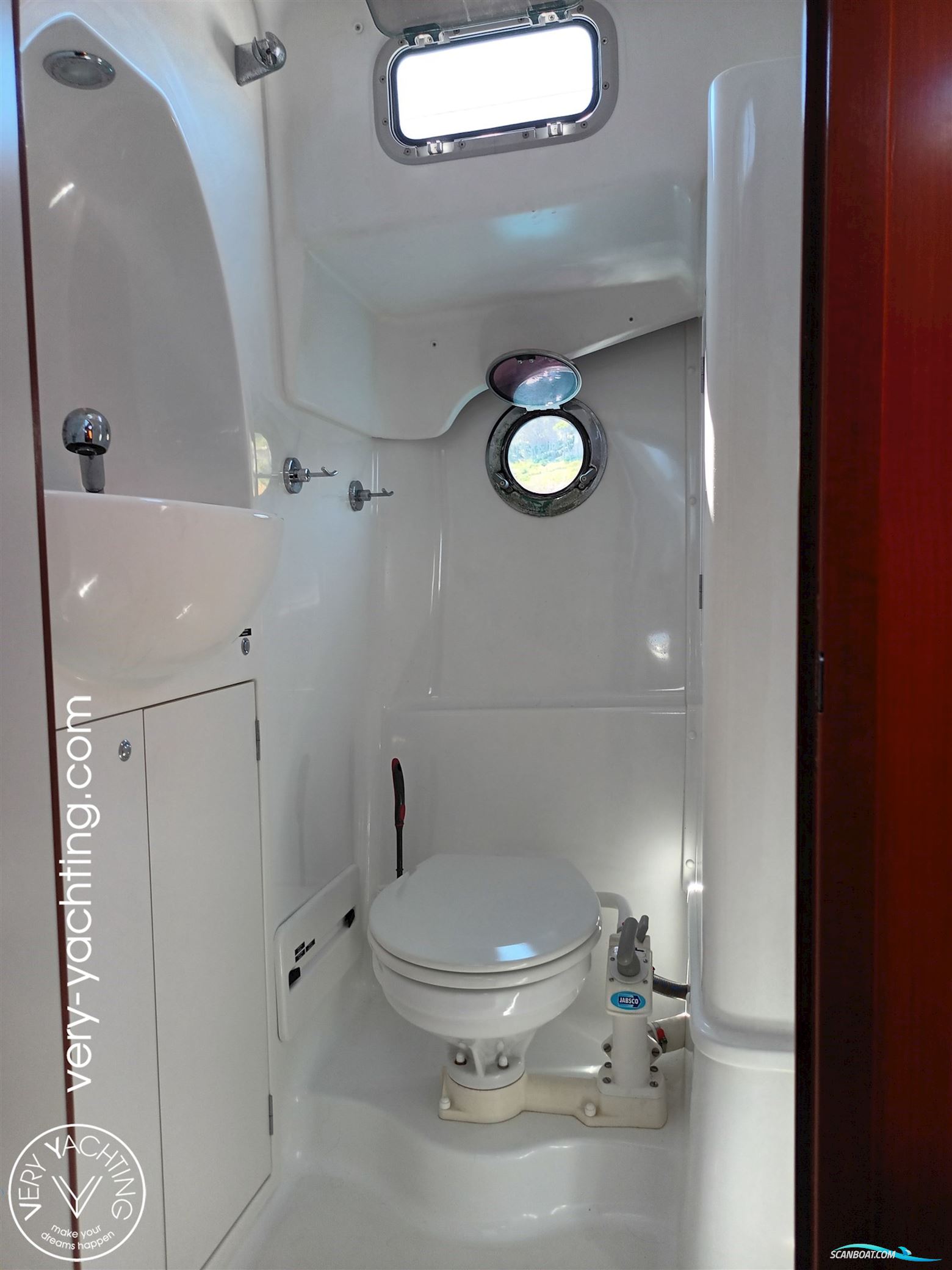 Beneteau Swift trawler 42