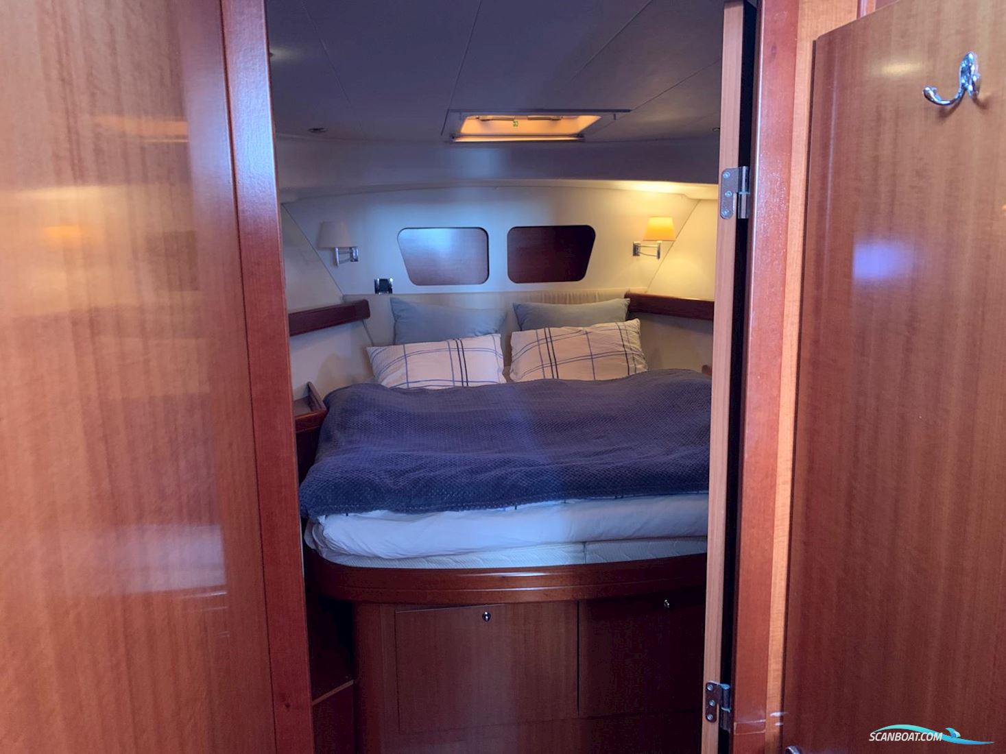 Beneteau Swift Trawler 42