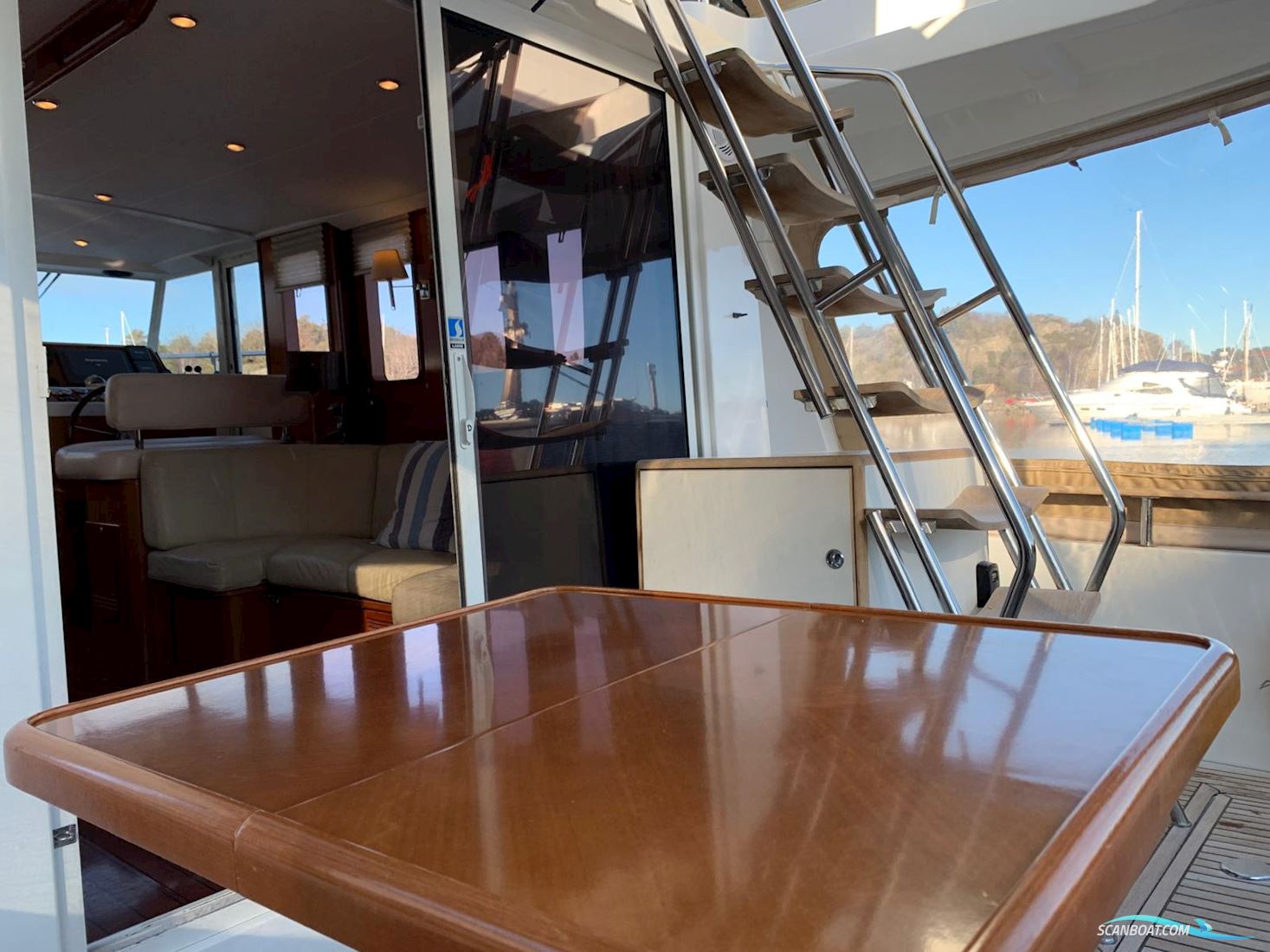 Beneteau Swift Trawler 42